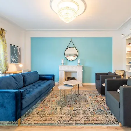 Guestready - A Cozy 2bd And 2bth Apt With A Spacious Terrace דירה Arrentela