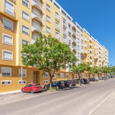 Guestready - A Cozy 2bd And 2bth Apt With A Spacious Terrace דירה *